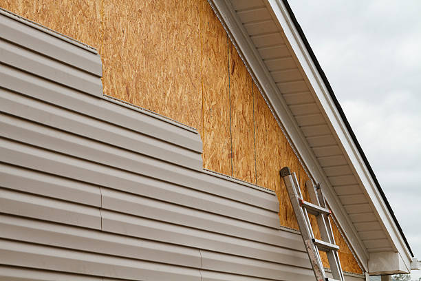 24/7 Emergency Vinyl Siding experts in Glencoe, IL